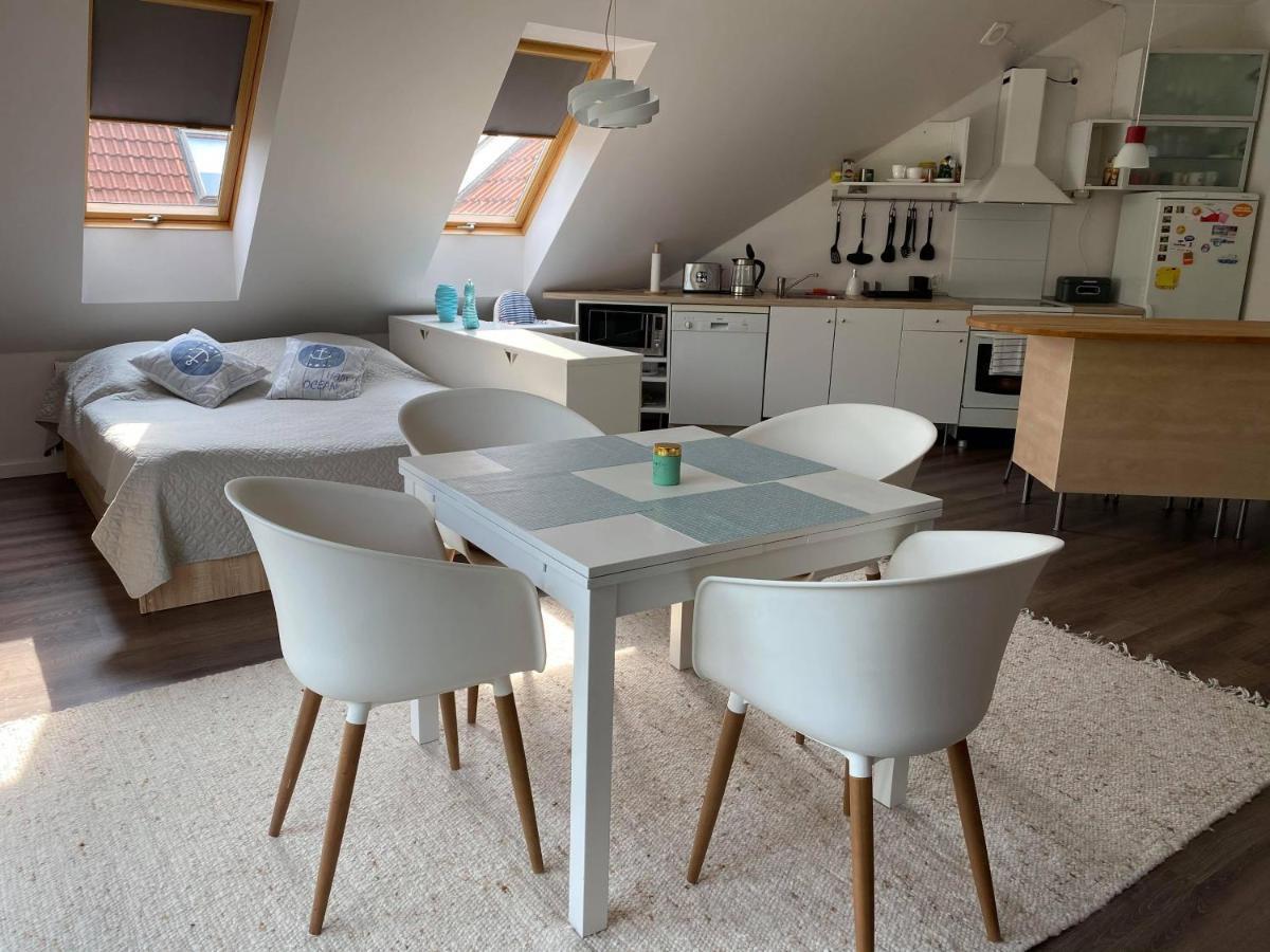 Apartament Klonowa Kołobrzeg Esterno foto